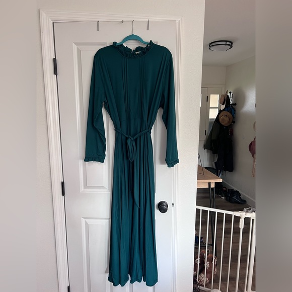 Koh Koh Conservative, Bump-friendly Maxi Dress (Abaya) - Picture 2 of 9